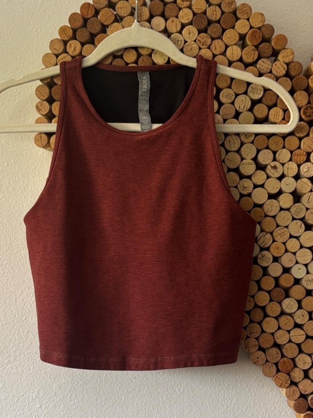 Vuori Women’s Cropped Performance Tank with Built-In Bra | Medium | Rust